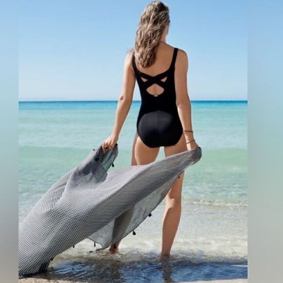 Land’s End Carmela Plus Reg size Slenderize one piece black swimsuit Various - Picture 8 of 9